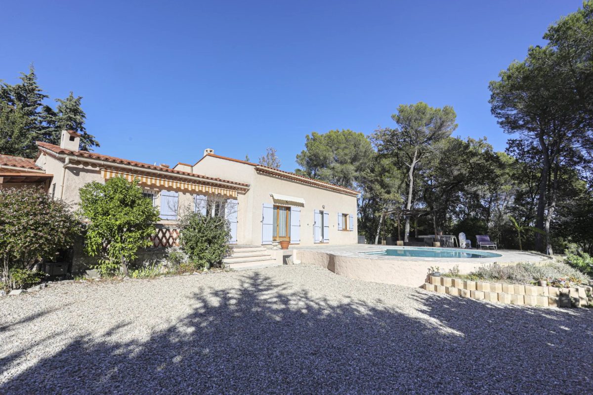 MAISON LE ROURET / PISCINE / TERRAIN PLAT