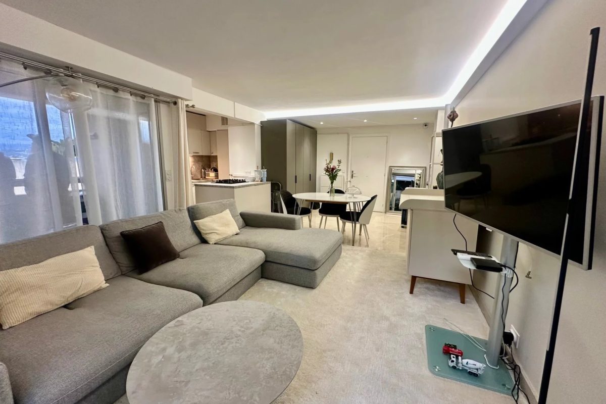 2 PIÈCES / TERRASSE-JARDIN / MONT BORON