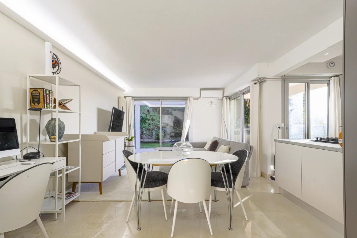 2 PIÈCES / TERRASSE-JARDIN / MONT BORON