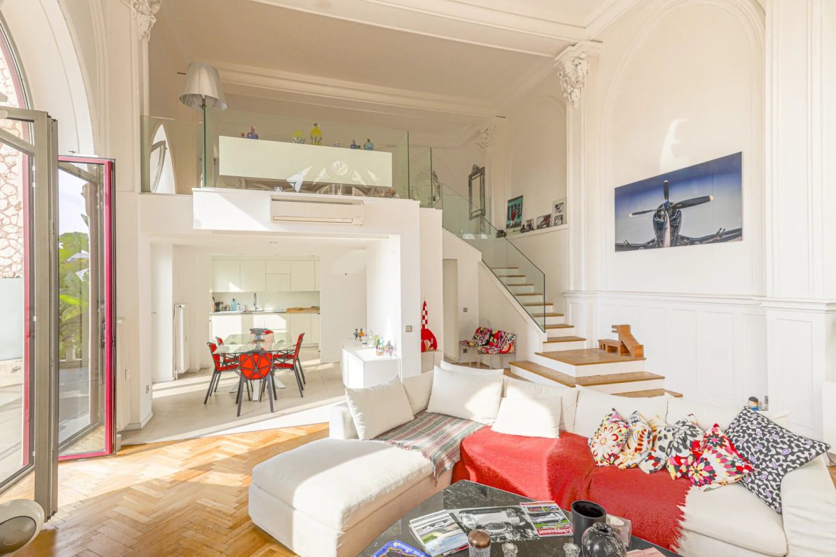 VASTE 3 PIECES QUARTIER BEAUMETTES