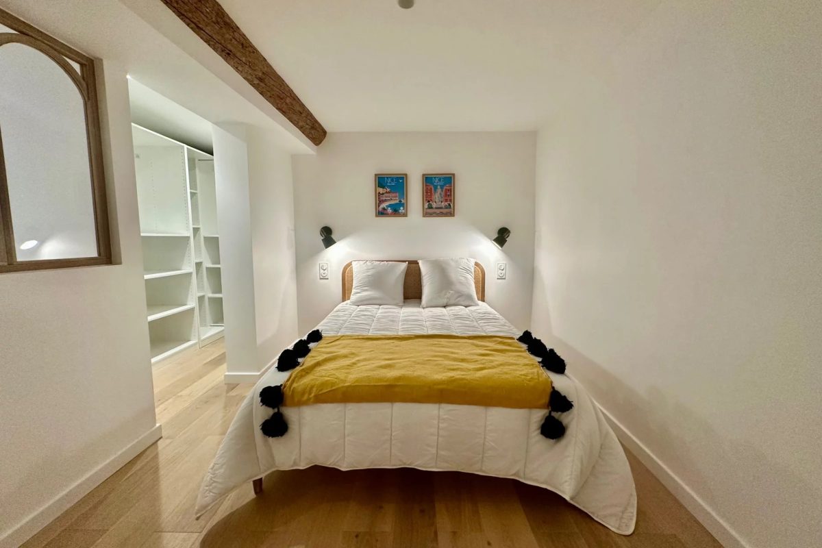 3 PIÈCES / TERRASSE / VIEUX NICE