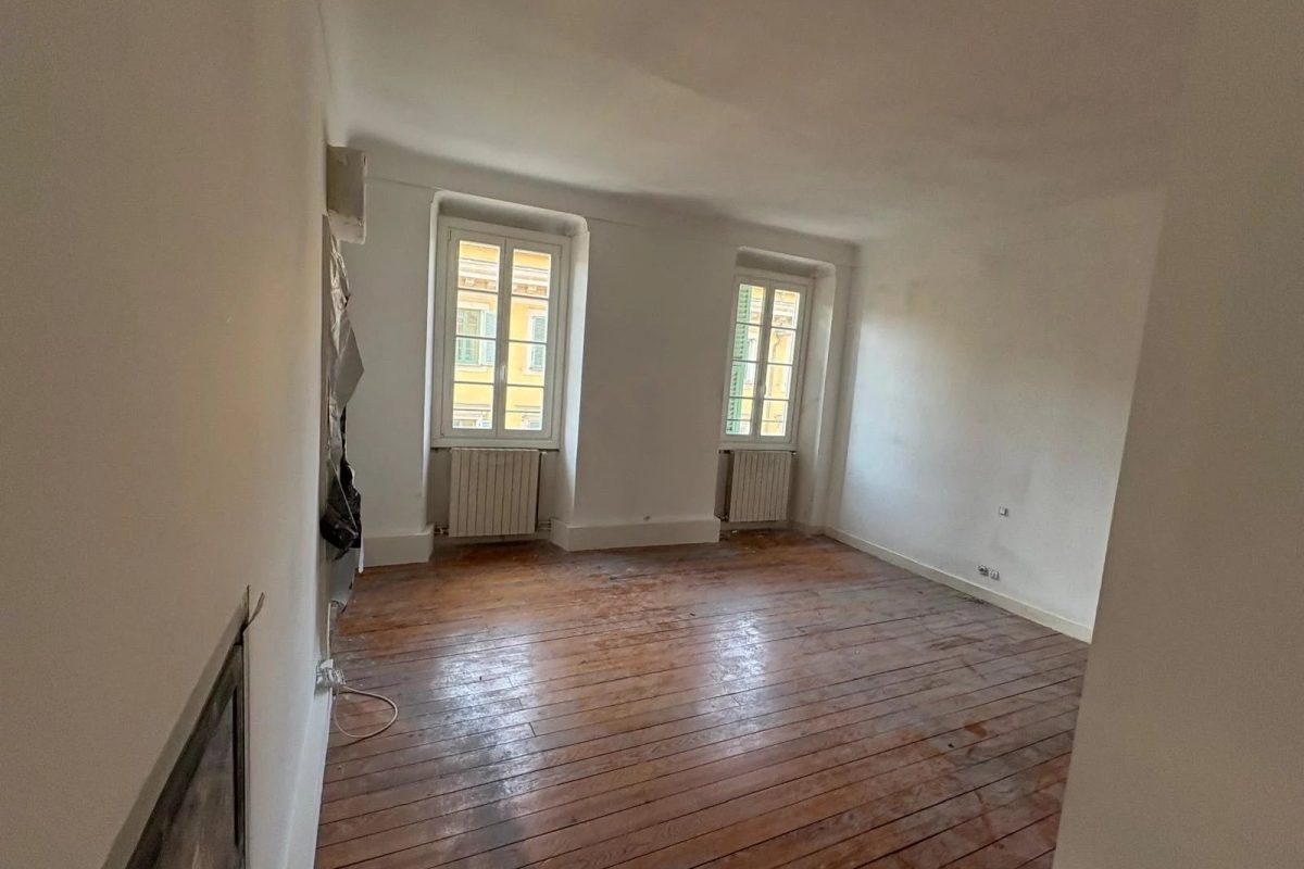 Appartement grand standing le port