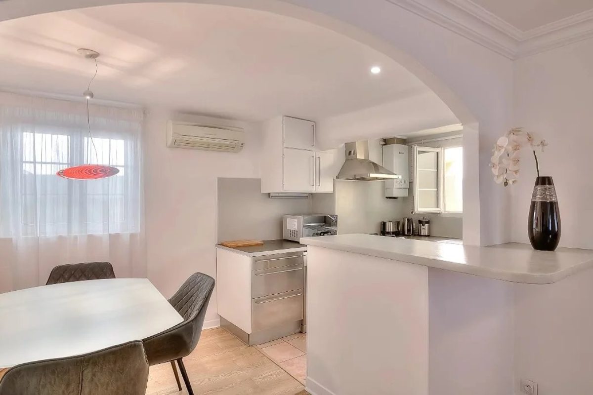 3 PIECES COULEE VERTE