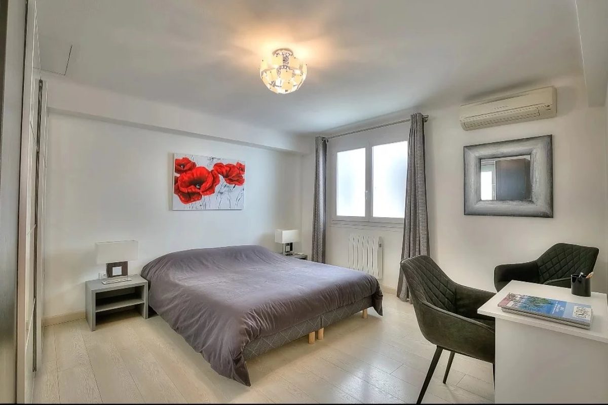 3 PIECES COULEE VERTE