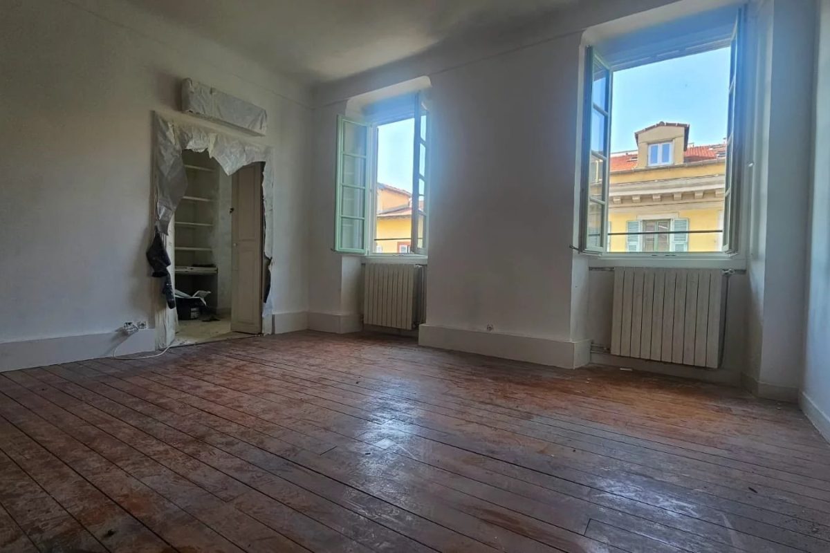 Appartement grand standing le port