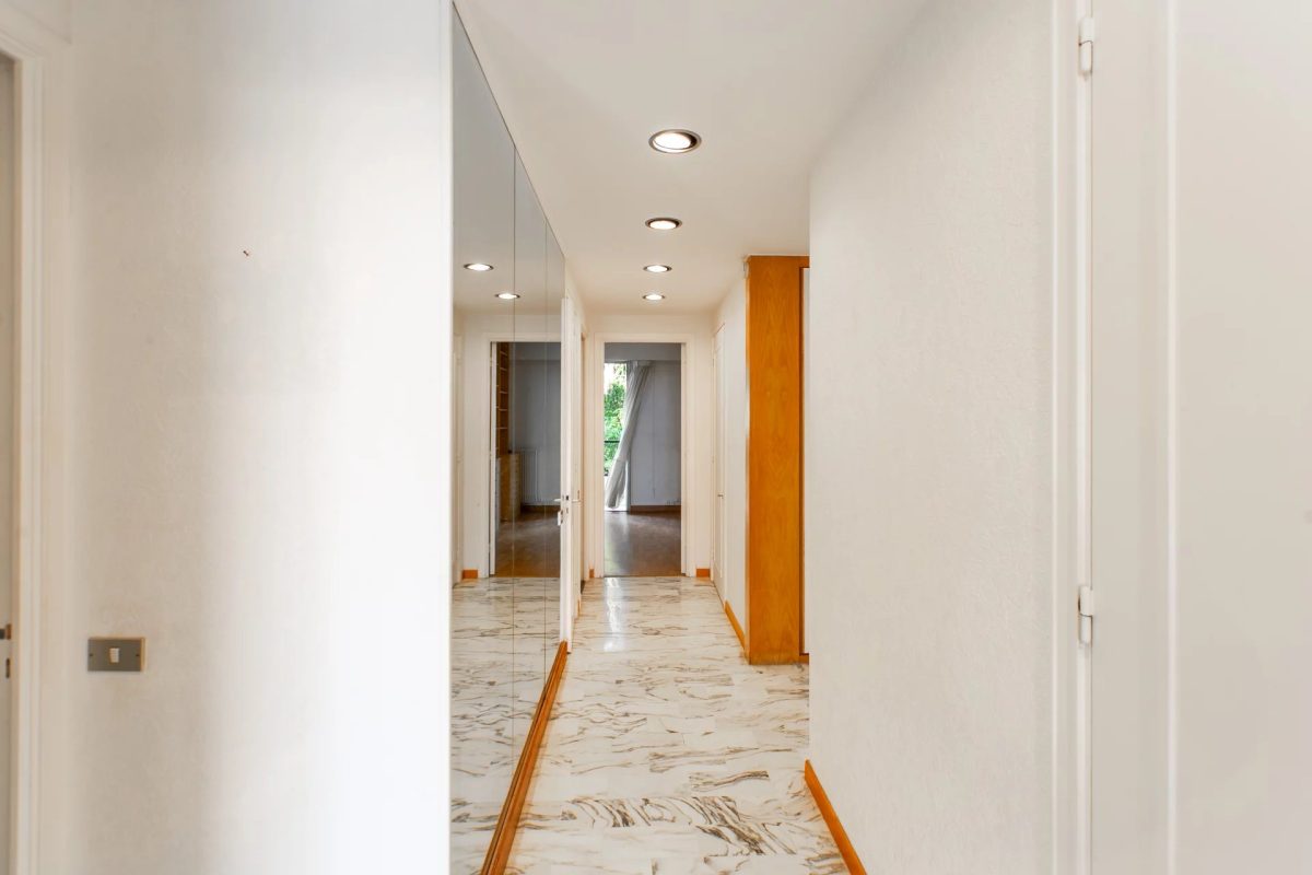 4 PIÈCES- NICE OUEST--TERRASSE-VUE MER