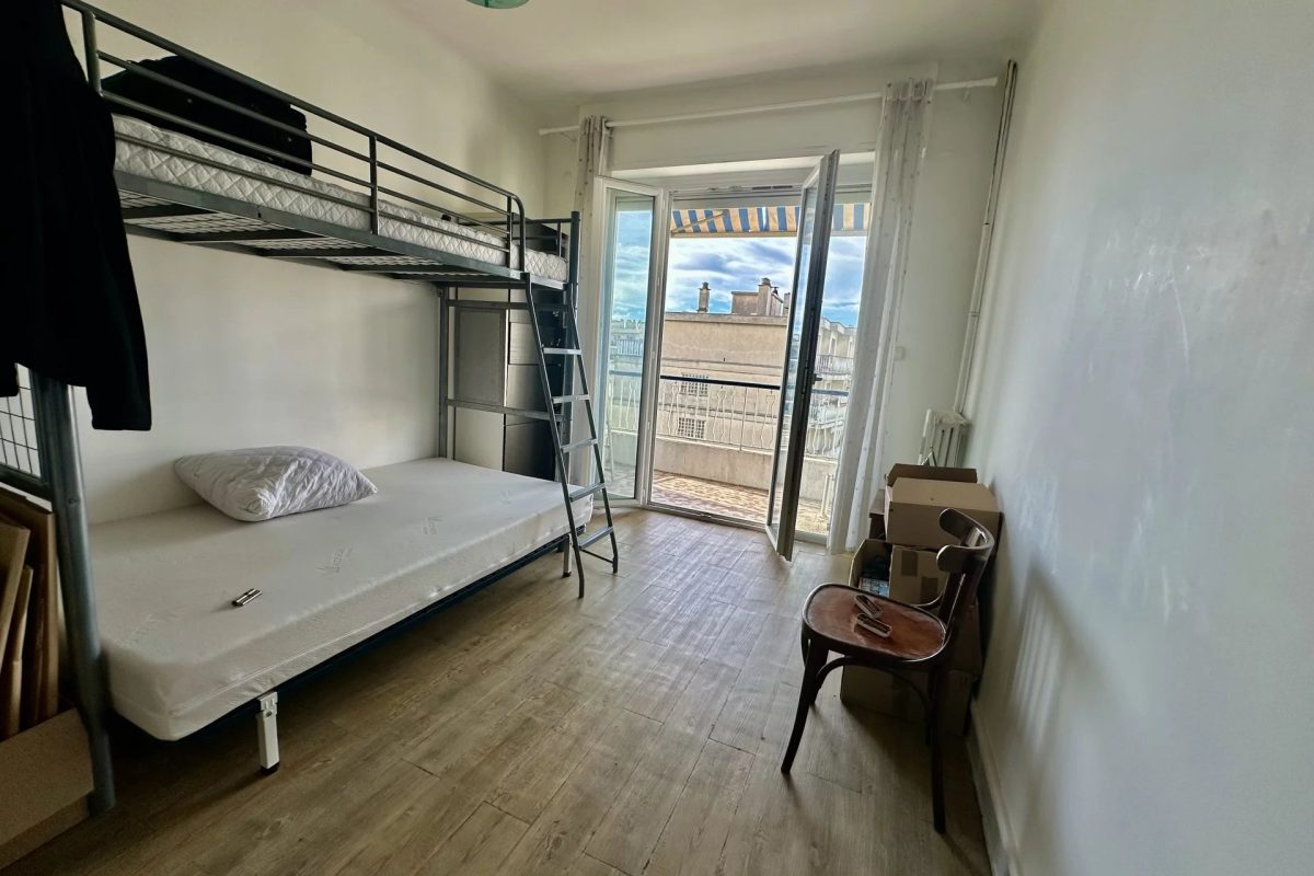 2 PIECES / NICE OUEST / TERRASSE / VUE MER