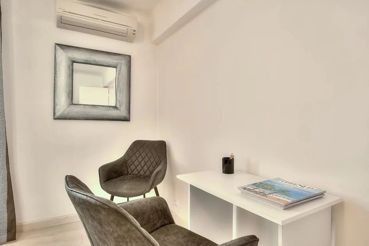 3 PIECES COULEE VERTE