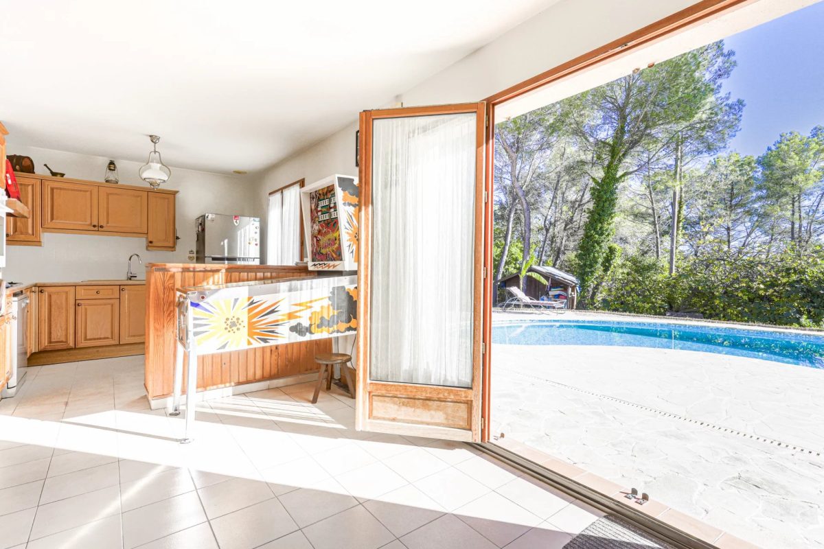 MAISON LE ROURET / PISCINE / TERRAIN PLAT