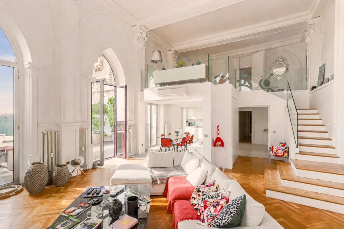 VASTE 3 PIECES QUARTIER BEAUMETTES