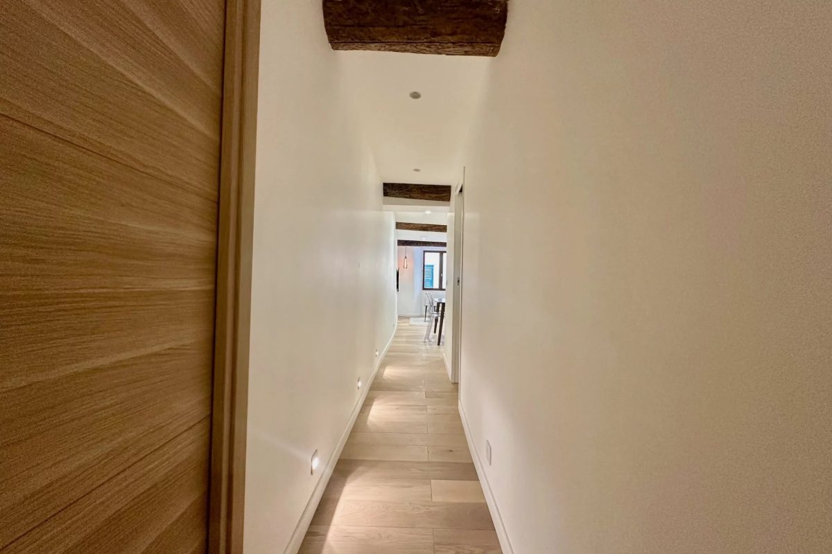 3 PIÈCES / TERRASSE / VIEUX NICE